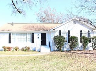 1715 Emerywood Dr, Charlotte, NC 28210