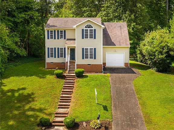 2nd image of 1712 Bellows Dr