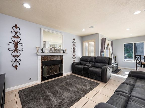 5th image of 18026 Apache Ln