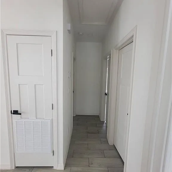 5613 Notre Dame Ave #1 — Photo 9