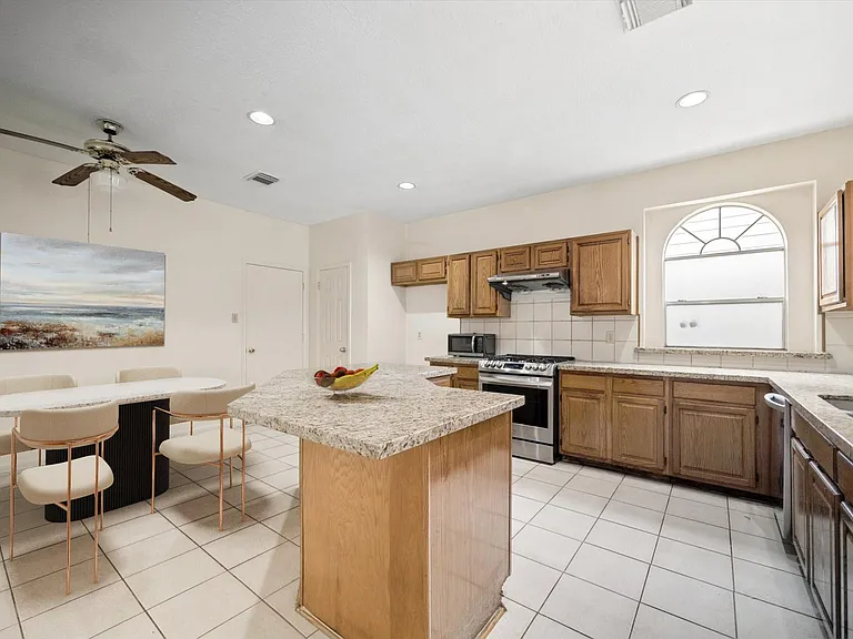 16326 Brush Meadow Ct — Photo 6