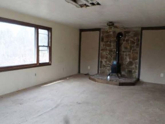 Additional Living Room