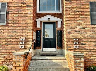 31831 Grand River Ave UNIT 39, Farmington, MI 48336