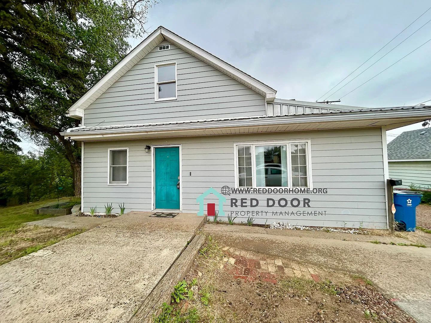 Charming 3-Bed, 2-Bath Home in Black Eagle, MT Move-In Ready! — Photo 1