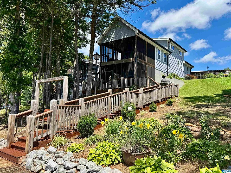 1st image of 106 Bradley Dr