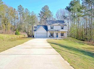 84 Fairview Dr, Newnan, GA 30263