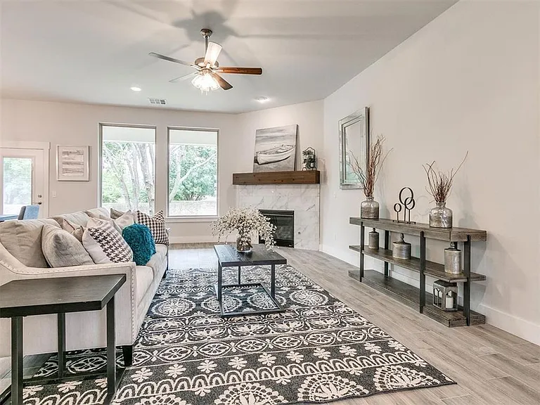 11500 Fairways Ave — Photo 14
