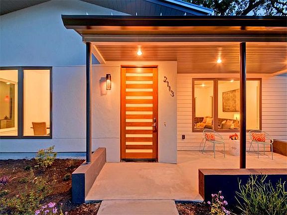 3rd image of 2113 La Casa Dr