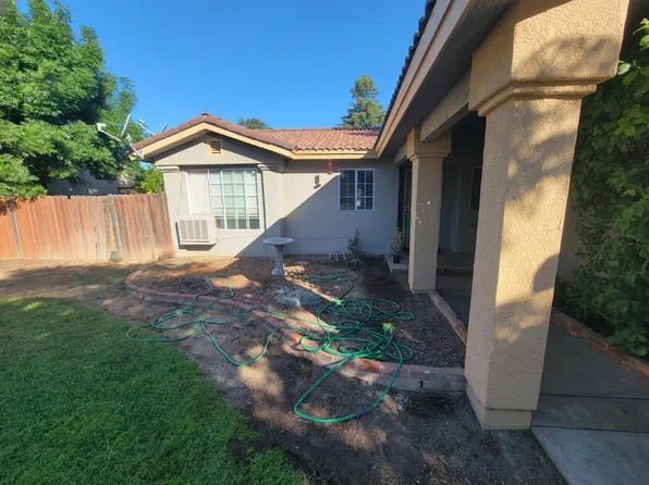 5566 W Fir Ave, Fresno, CA 93722