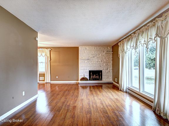 2nd image of 5316 Juanita Ln
