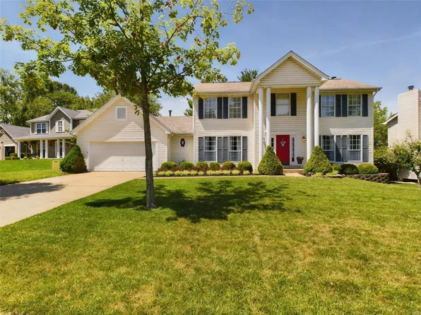 243 Robins Song Dr, Ballwin, MO 63021