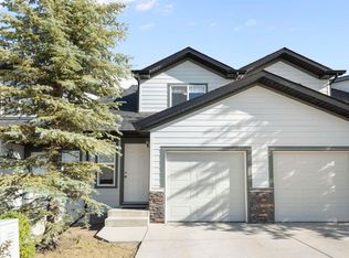 48 Panatella Vlg NW, Calgary, AB T3K 0G7