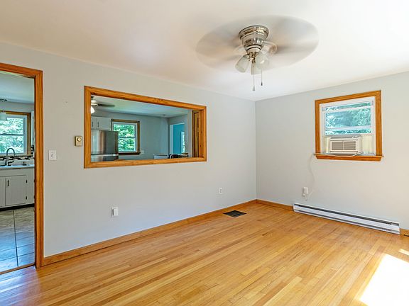 5 Gilman Rd, Gilman, CT 06336 | Zillow