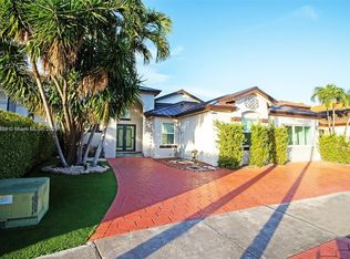 13285 NW 11th St, Miami, FL 33182
