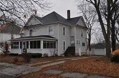 1st image of 236 Oakwood St