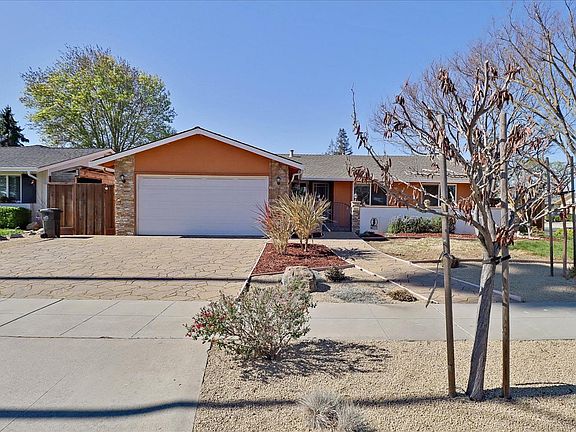 4th image of 4111 Glenmont Dr