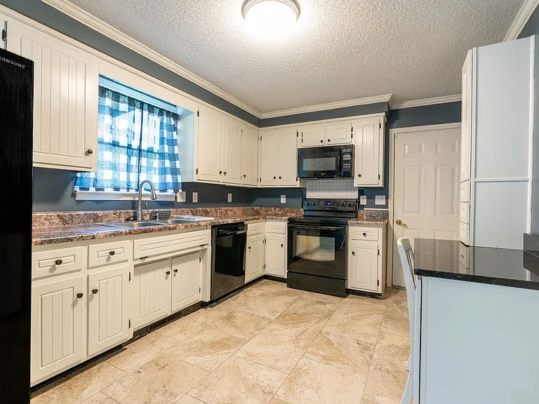 3704 Trenton Rd — Photo 12