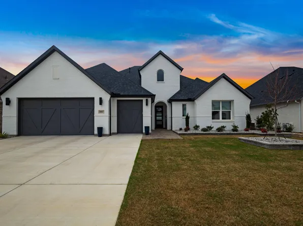 10817 Drinkwater Dr, Denton, TX 76207