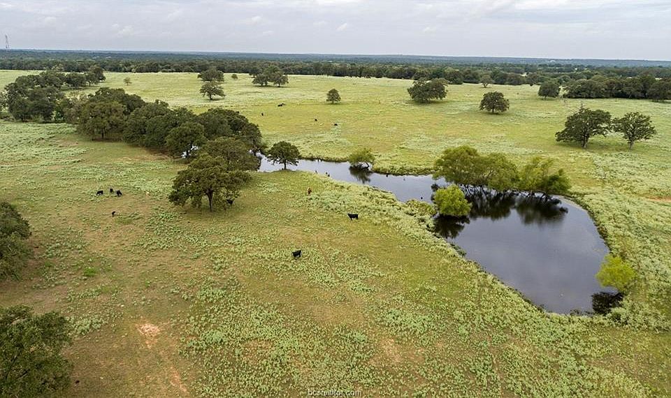 1st image of 1085 County Road 380