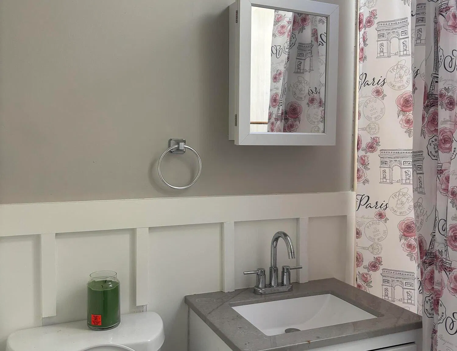 3 bed, 1.0 bath, 1201 sqft, $1,250 — Photo 3