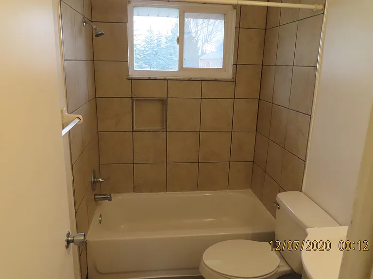 905 North Meadows Court - C — Photo 18