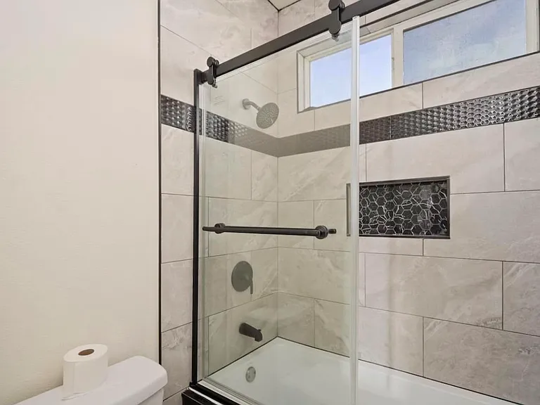 6107 Shasta Daisy Way — Photo 4