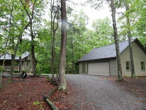 Detached  Garage/Workshop