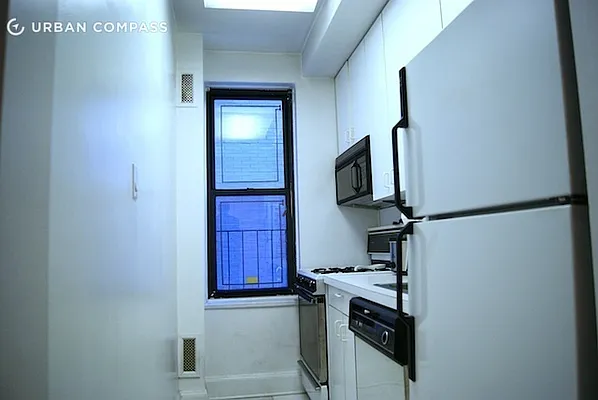 Rented by Compass | media 11