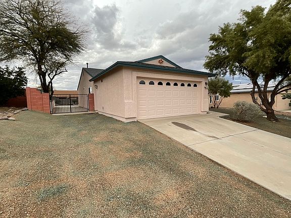 2nd image of 9005 E Mayberry Dr