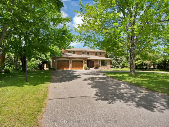 1609 Champlain Dr, Peterborough, ON K9L 1N5