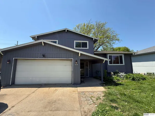 3216 S 131st Cir, Omaha, NE 68144