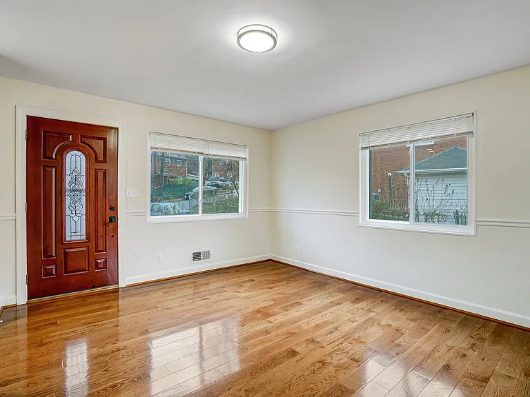 3113 S Fox St — Photo 12