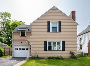 645 Stone Rd, Rochester, NY 14616