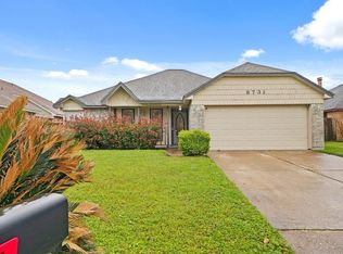 8731 Croteau Dr, Houston, TX 77044