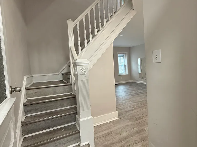 5717 Haverford Ave — Photo 2