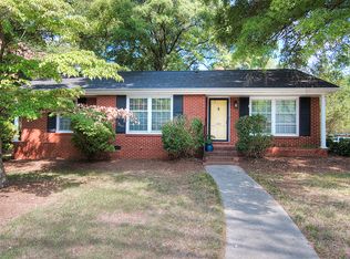 1421 Briarfield Dr, Charlotte, NC 28205