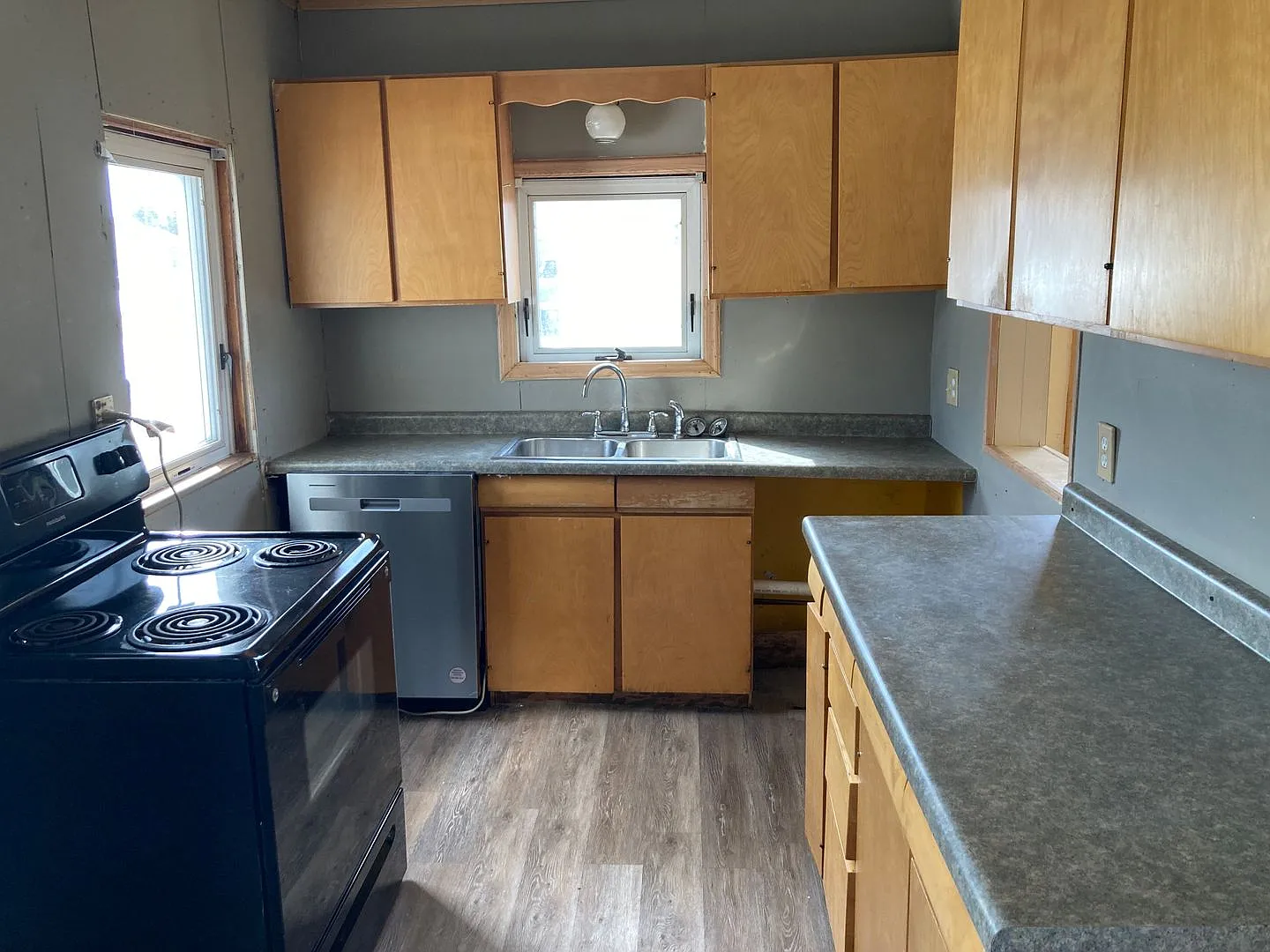5 Bed 1.5 Bath Single Family Home in Antigo — Photo 1