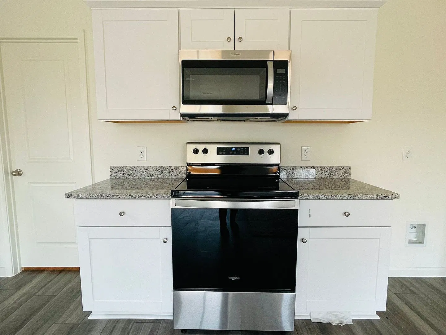 The Brand new home, Never rented. Latest Energy Efficient and Upgrades. Beautifull 3 Bedroom 2 fu... — Photo 2