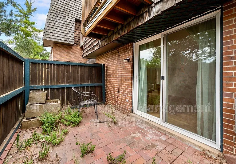 745 Thomas Dr #19 — Photo 16