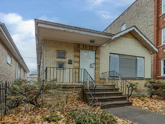 2nd image of 8132 S Kingston Ave