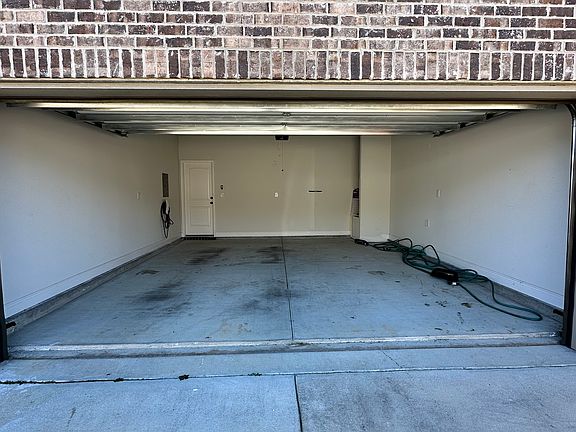 2nd image of 819 Avellanas Dr