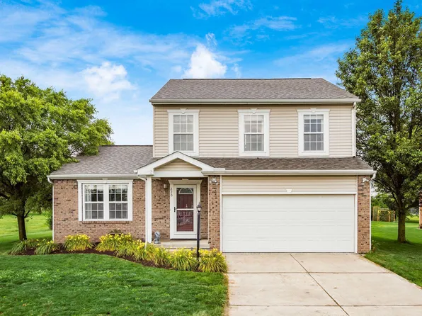 220 Links Dr, Marysville, OH 43040