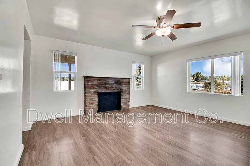 4 bed, 2.0 bath, 1200 sqft, $3,250 — Photo 3