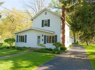 23131 Summerland Ave, North Olmsted, OH