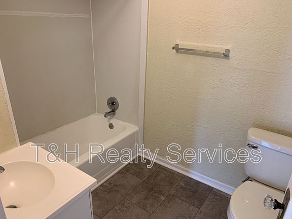 3rd image of 3504 E Fall Creek Parkway North Dr APT 3