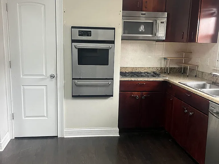 5535 Oakton St — Photo 6