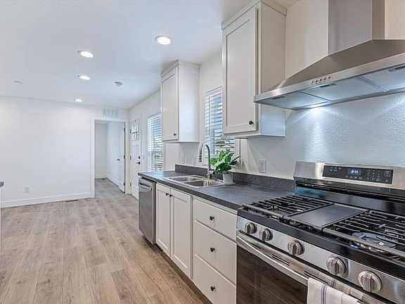 5th image of 5505 N Shannon Rd Unit 34