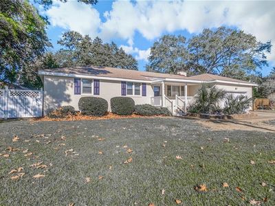 3000 Lynnhaven Dr, Virginia Beach, VA, 23451