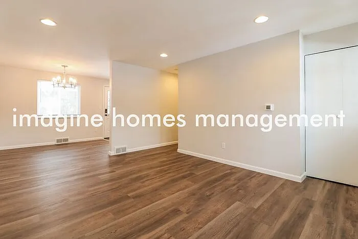 135 Anderson Rd — Photo 3