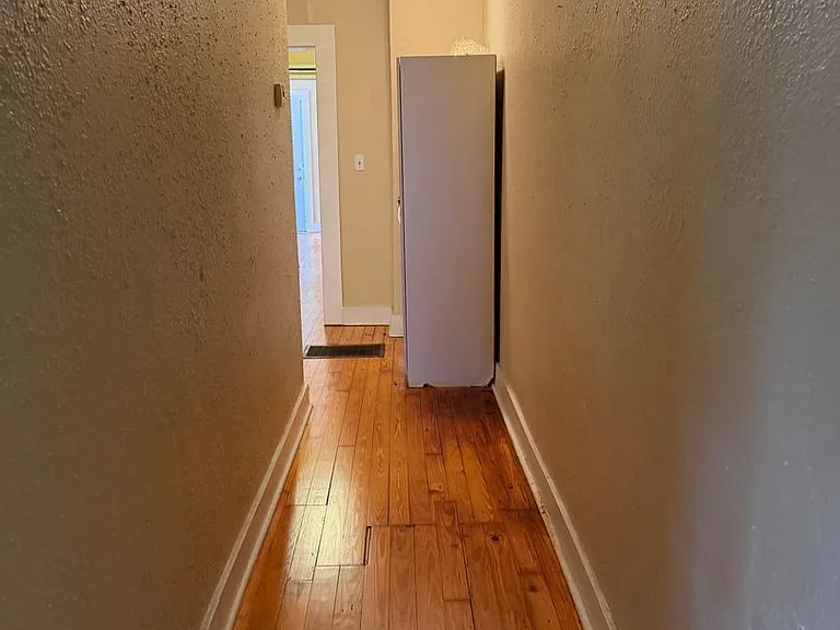 322 Oakland Avenue Duplex — Photo 8